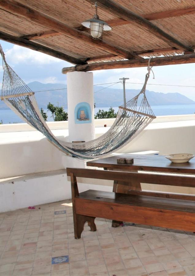 Case Al Mare - Terrazzi Panoramici E Ampio Giardino 圣马丽娜－萨利娜 外观 照片