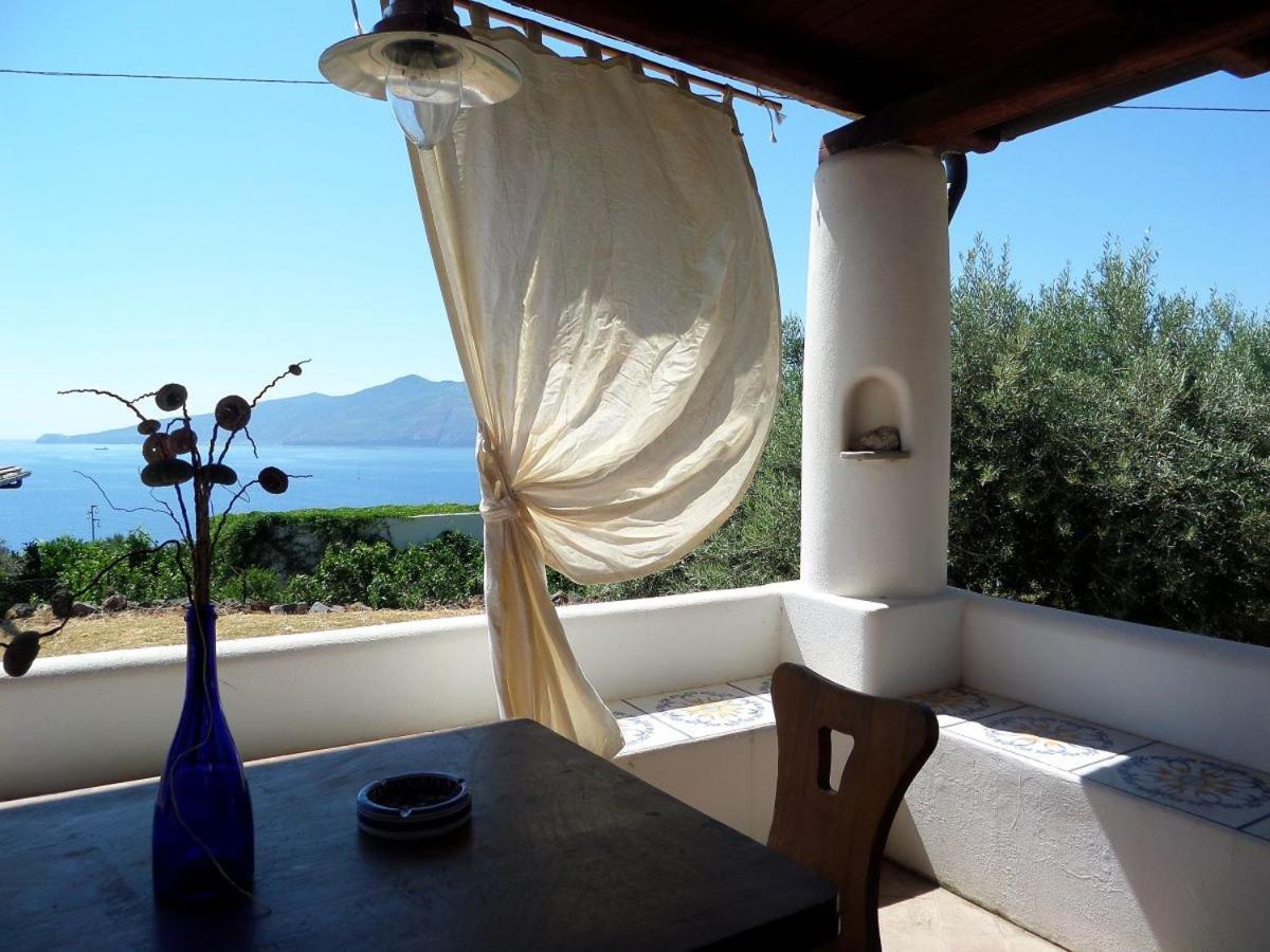 Case Al Mare - Terrazzi Panoramici E Ampio Giardino 圣马丽娜－萨利娜 外观 照片